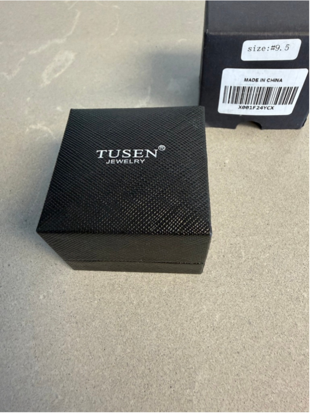 TUSEN Jewelry Rose Gold Tone Band Ring Size 9.5 New In Box Minimalist Wedding Ba